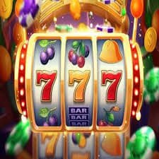 link supraslot mobile app home screen showing sportsbook markets and casino games