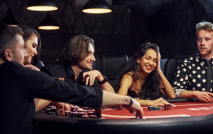Live Game Show host presenting betting round on link supraslot studio broadcast